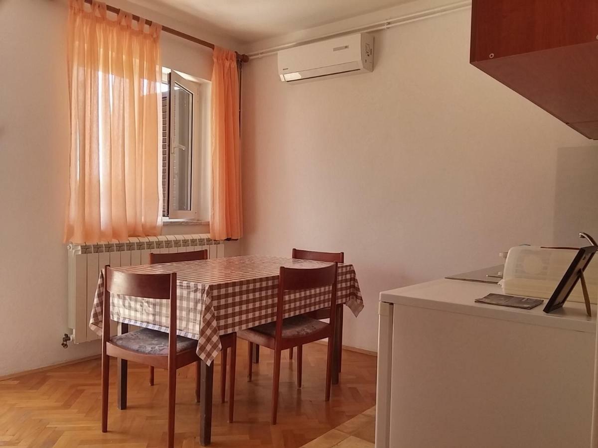 Apartments Katarina Novi Vinodolski Extérieur photo